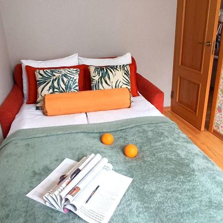 Old Town 2 Bedroom Apartment Near Dome Square & Scenic Waterfront Riga Bagian luar foto